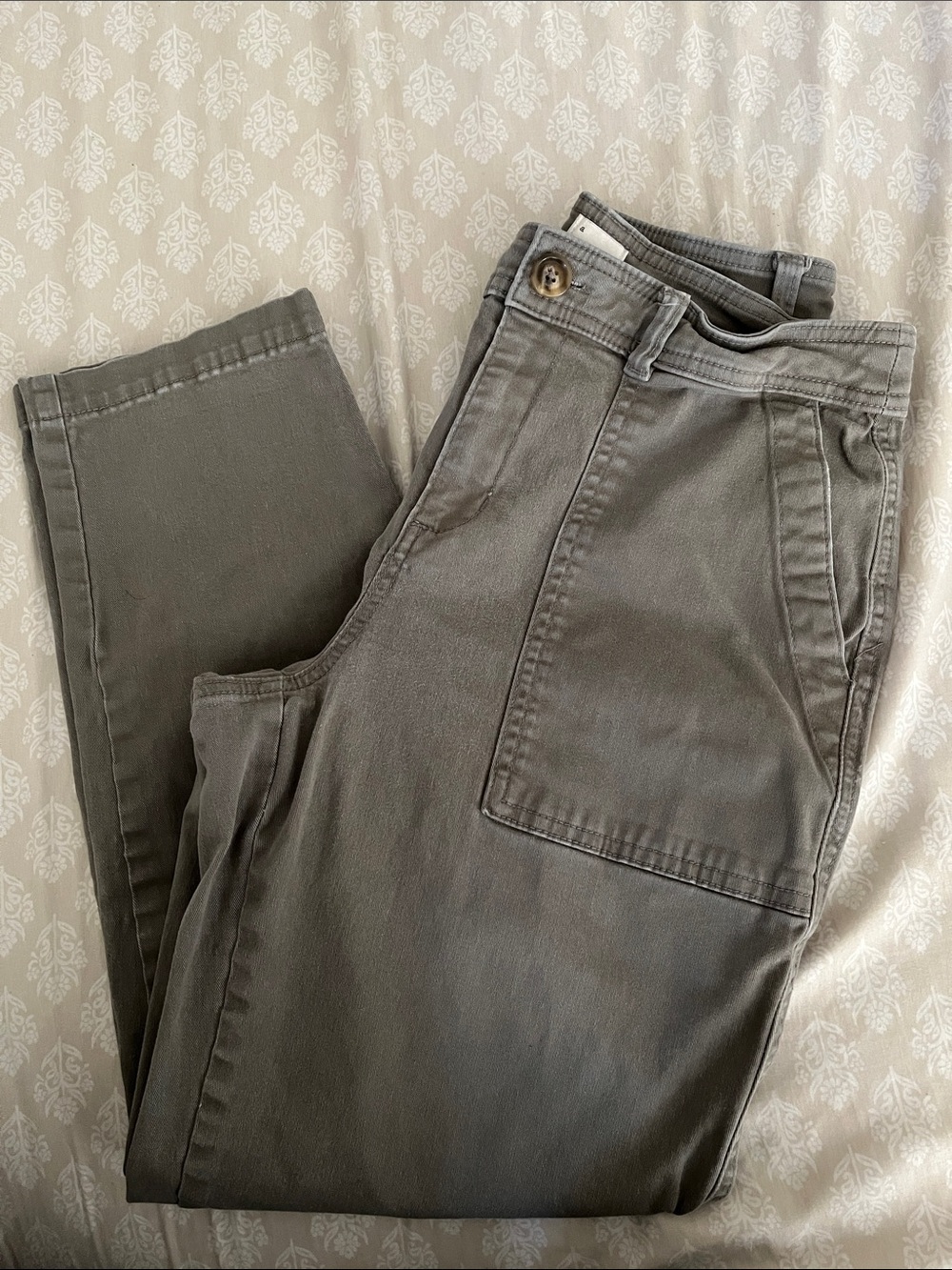 Olive Green Pants (Women’s)
